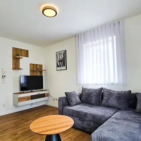 Frensdorf Apartments Διαμέρισμα *