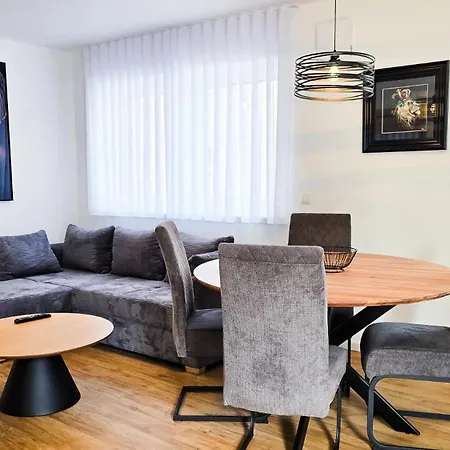 Frensdorf Apartments Διαμέρισμα *